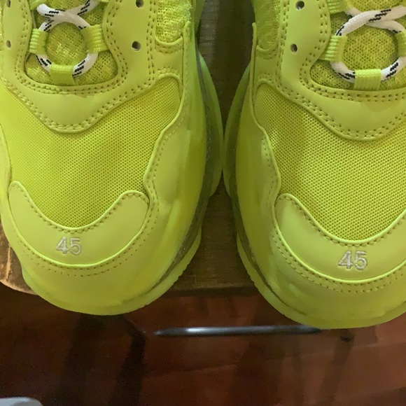 Men’s yellow/neon Balenciaga shoe, size 12 main image 4
